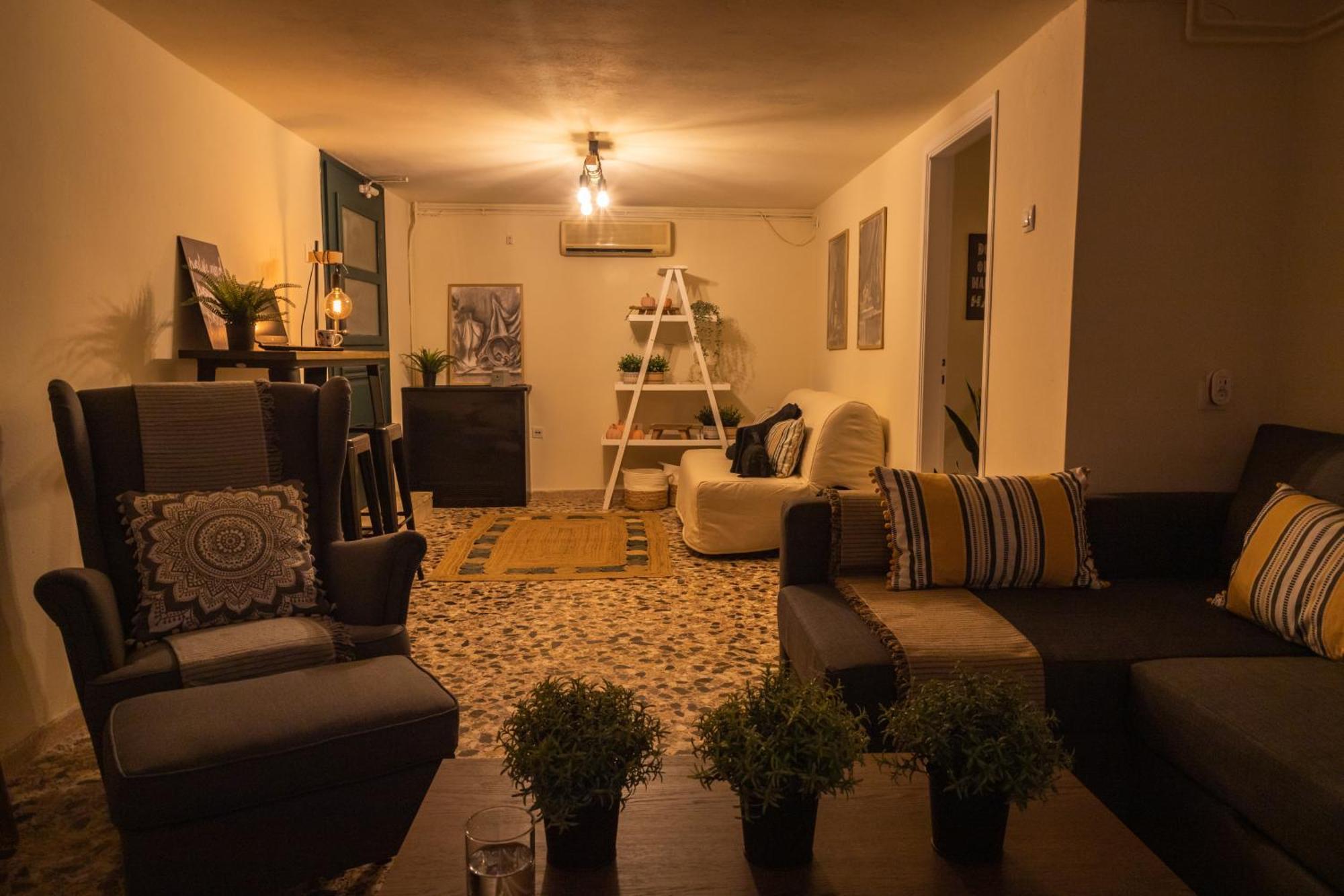 Airport Cottage House 아르테미다 외부 사진