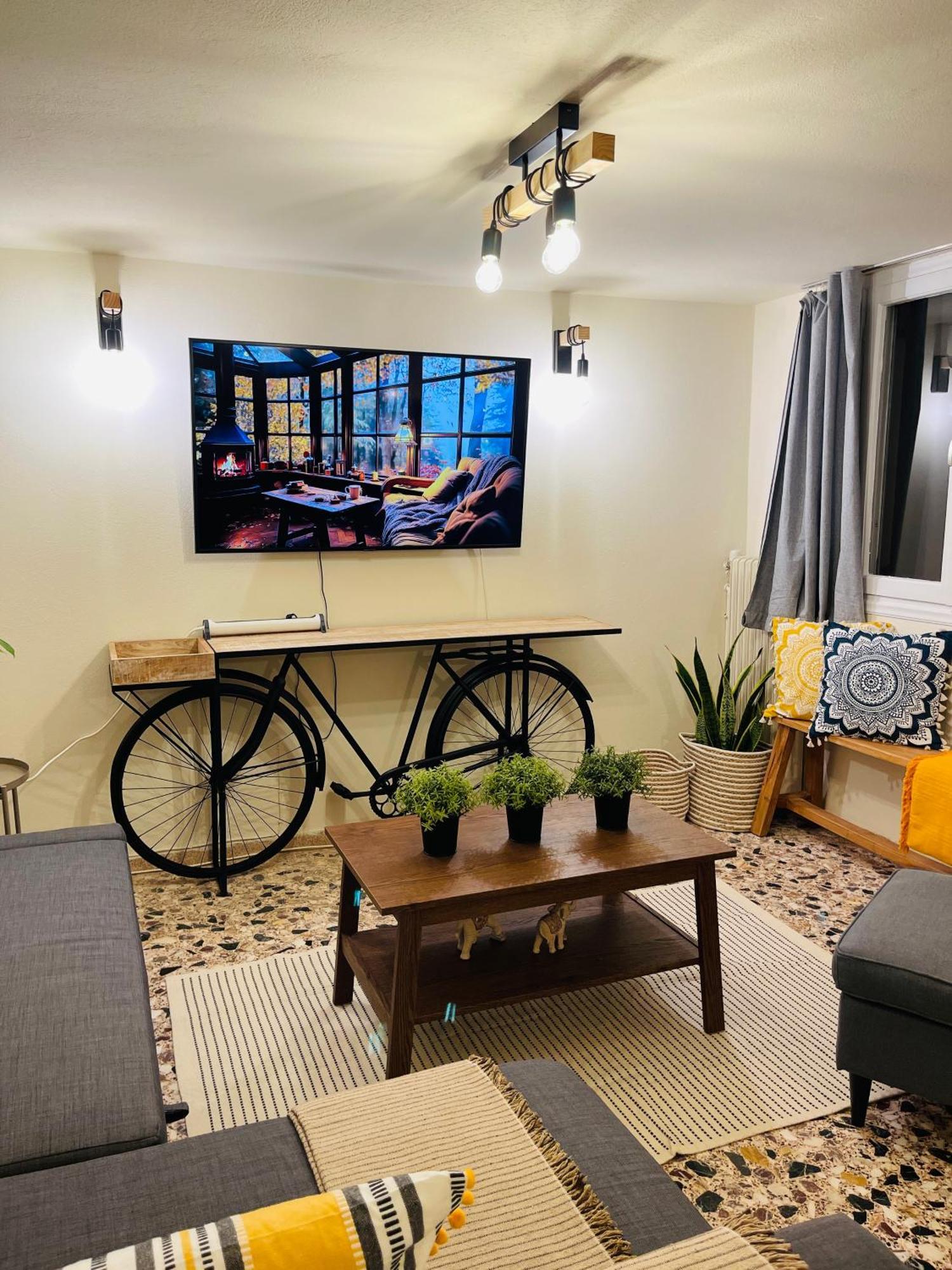 Airport Cottage House 아르테미다 외부 사진