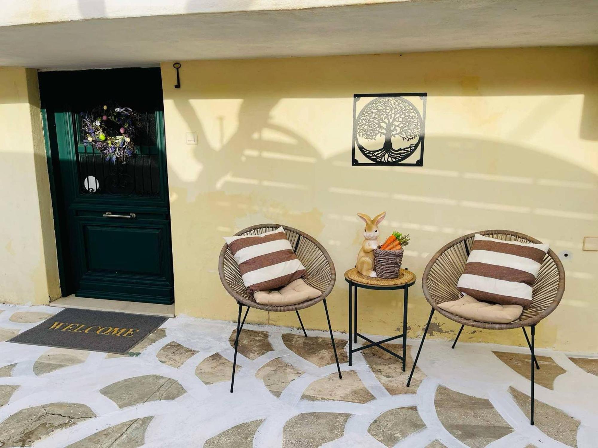 Airport Cottage House 아르테미다 외부 사진